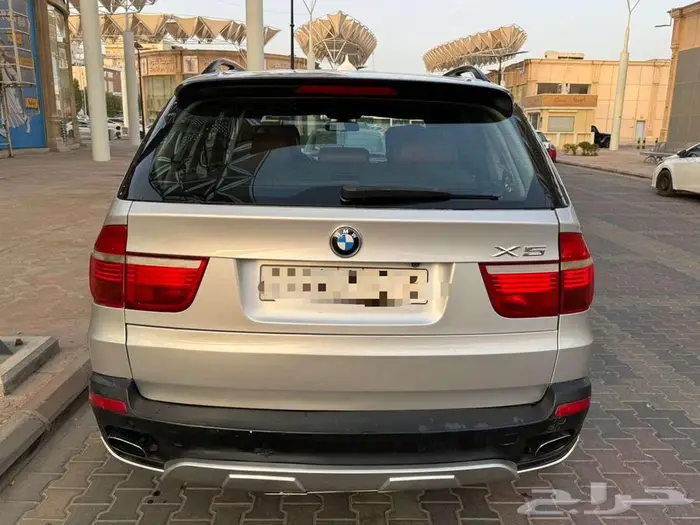 بي ام X5 موديل 2009 فل كامل بانوراما دخول ذكي تشغيل بصمة 3