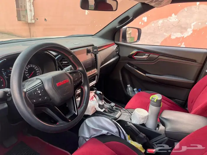 ايسوزو ديماكس GT 2023 فل كامل 8