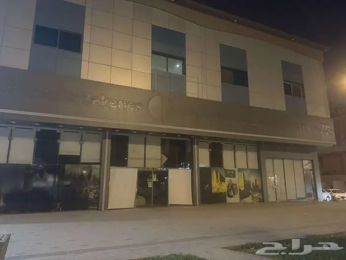 معارض للايجار طريق الامير محمد بن سعد بجوار البوليفارد 1