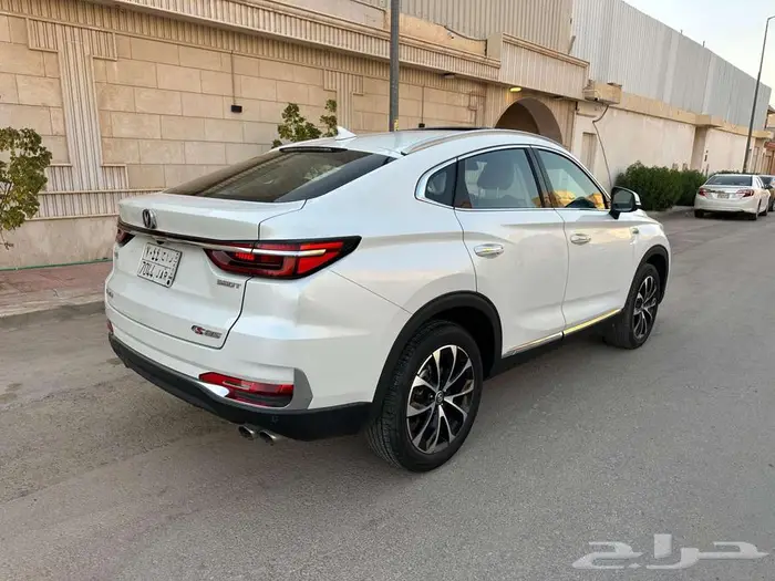 2022 Changan CS 85 360T mid option for sales (1st owner) 5