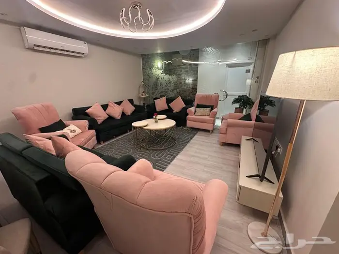 كنب مودرن فاخر شبه جديد للبيع 0
