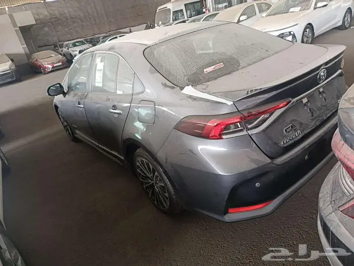كورولا مطور فتحة سقف2025 2.0L 1
