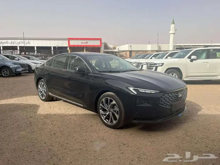 فورد تورس تيتانيوم 2025 نقد و تقسيط 1