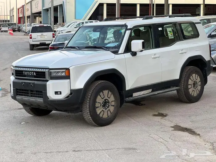 برادو TXL1 بنزين 2025 1