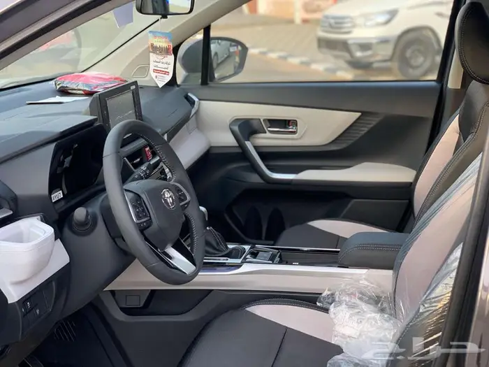 تويوتا فيلوز 2025 GLX 2