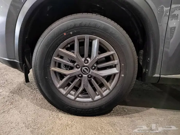 نيسان اكس تريل 5 ركاب استاندرد 2025 17