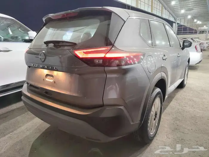 نيسان اكس تريل 5 ركاب استاندرد 2025 21