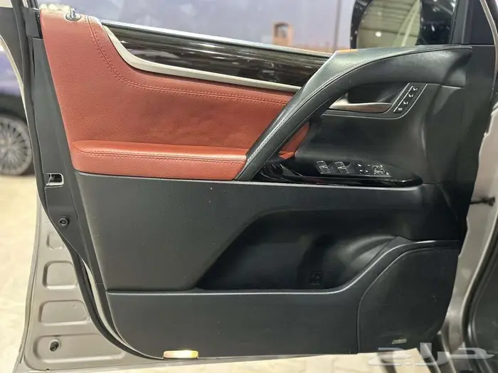 جيب لكزس 2019 LX570 فل أوبشن 22