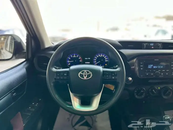تويوتا هايلوكس غمارتين 2020 GLX 6