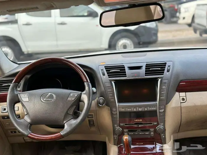 لكزس LS460L موديل 2008 أمريكي 7