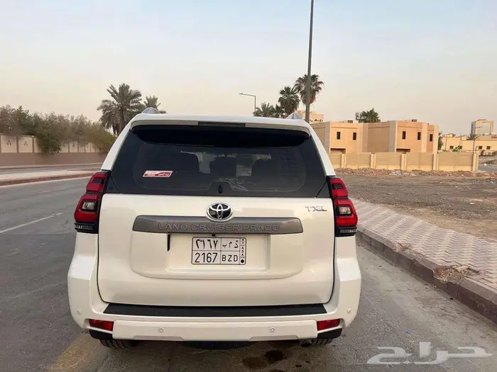لاندكروزر برادو 2020 نص فل بدي وكاله 18