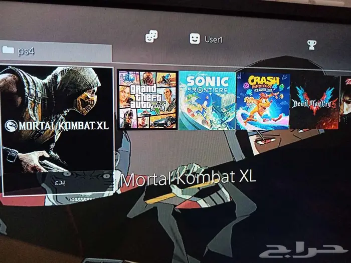 سوني فور للبيع مع 200لعبة 6