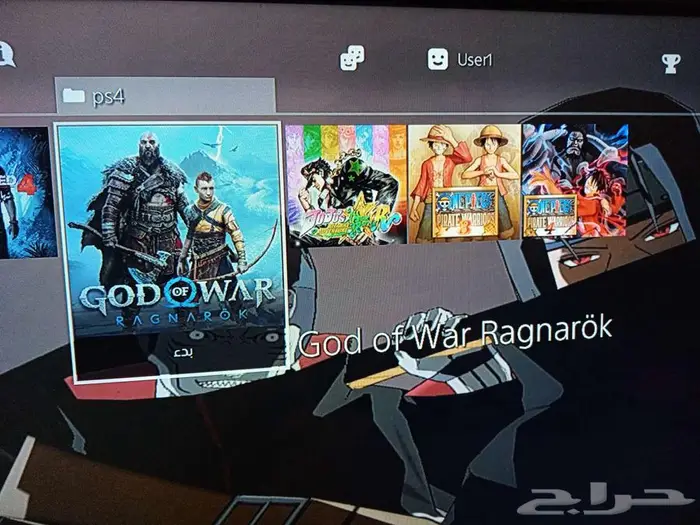 سوني فور للبيع مع 200لعبة 4