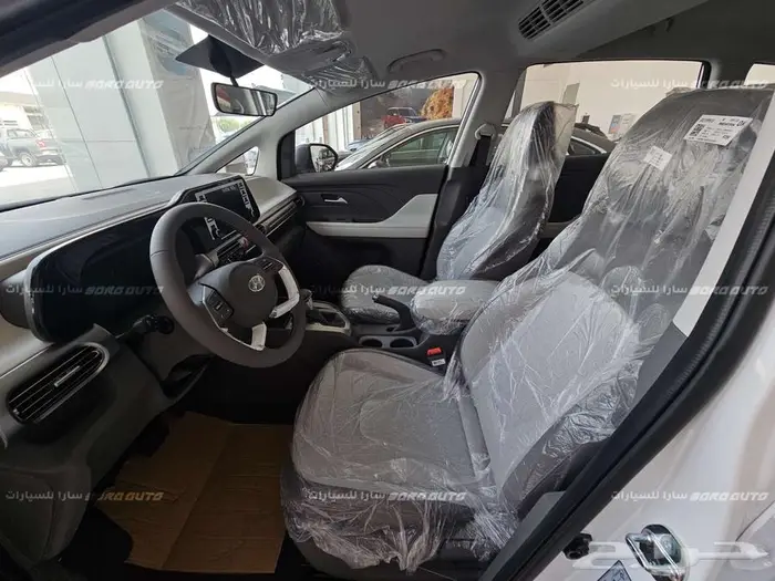 هيونداي ستارجيزر باس 7 مقاعد 2025 1