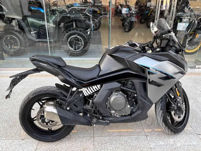 CFMOTO 650GT مستعملة   مفحوصة ومعتمدة من الوكيل 2