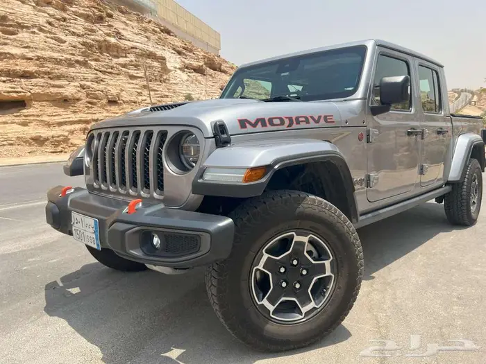 Jeep Gladiator Sand Runner 0
