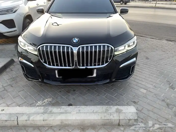 بي ام دابليو الفئة السابعة 2021 m 0