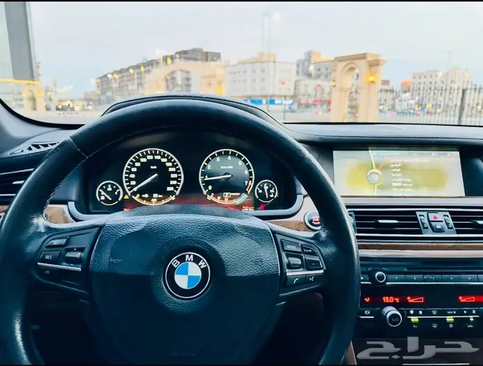 للبيع BMW 740 لارج متابع صيانة 2011 جاهز ولاملاحظة 20