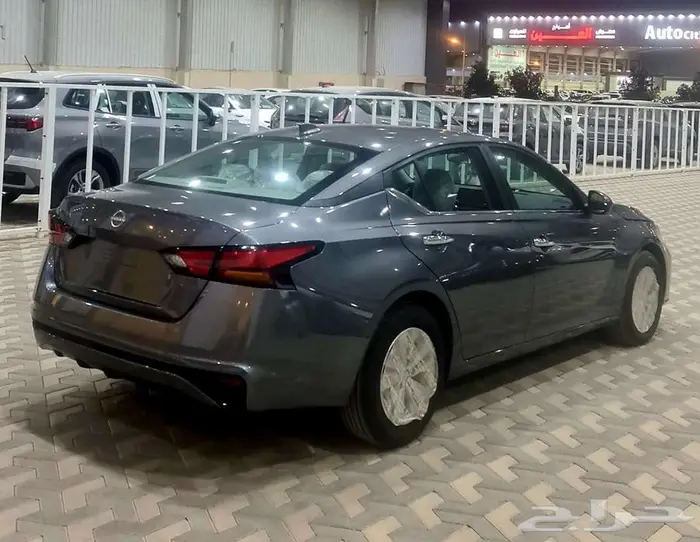 نيسان التيما S استاندر 2.5 سعودي 2025 4