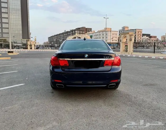 للبيع BMW 740 لارج متابع صيانة 2011 جاهز ولاملاحظة 8