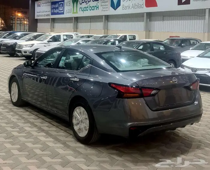 نيسان التيما S استاندر 2.5 سعودي 2025 3