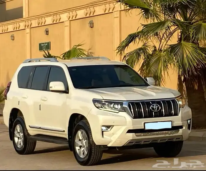 توصيل طالبات وموظفات الجامعة 0