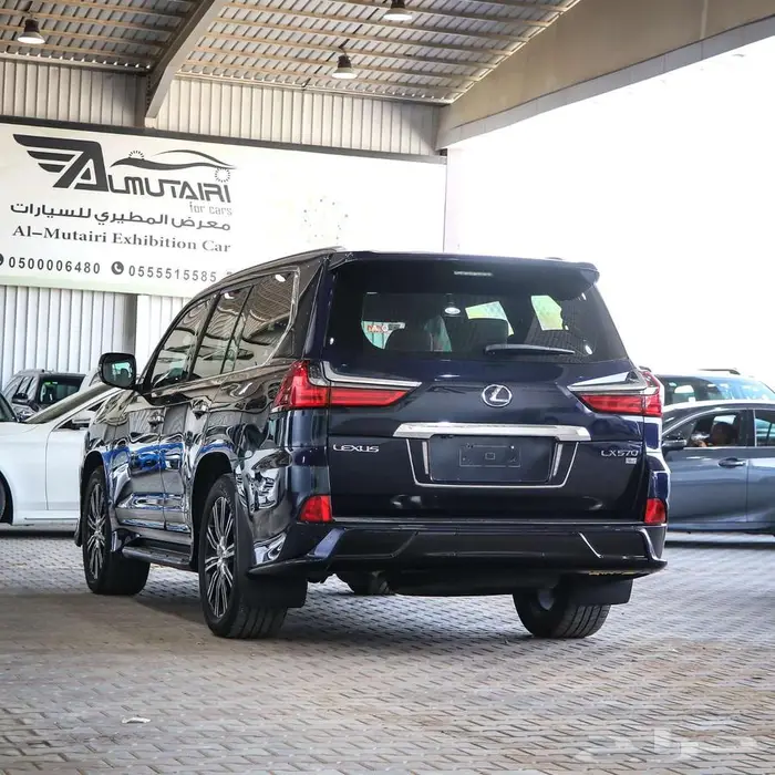لكزس LX570 موديل 2020 12