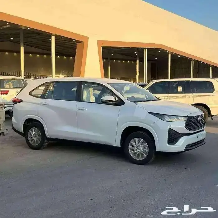 تويوتا أنوفا 2025 1