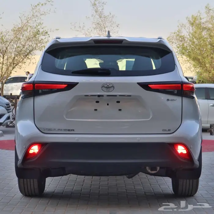 تويوتا هايلاندر GLE نص فل هايبرد سعودي 2025 مبيعات البنوك 4