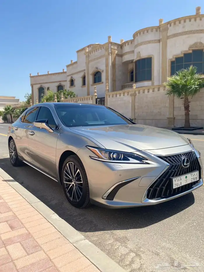 لكزس ES350 2023 7