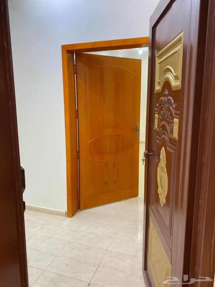 شقق عزاب للإيجار 14