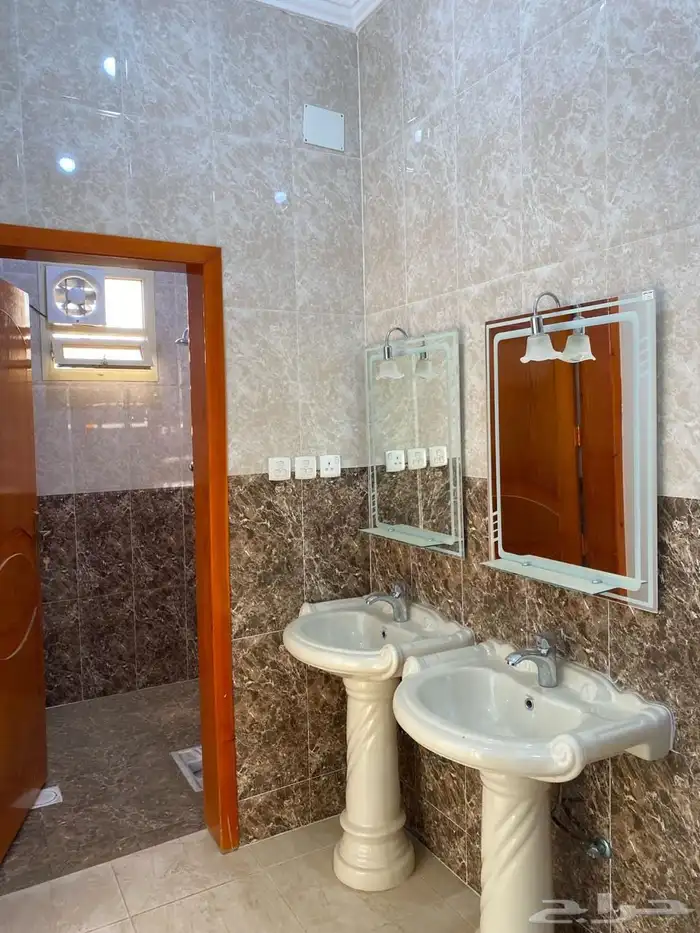 شقق عزاب للإيجار 12