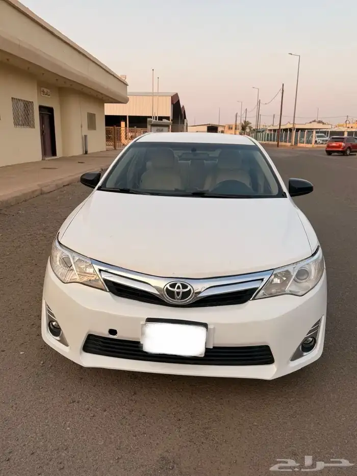 تويوتا كامري 2015 0