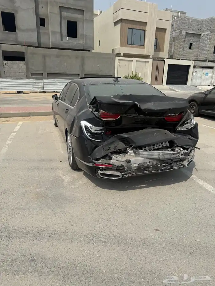 للبيع بي إم دبليو 2018 تشليح 1