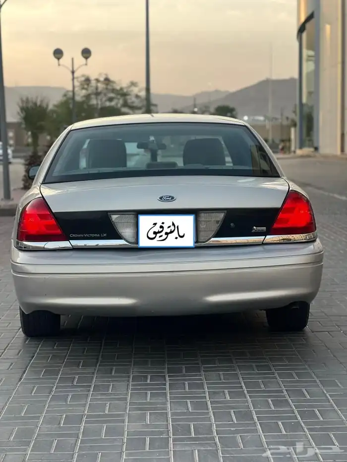 فورد 2011استخدام امريكي 6