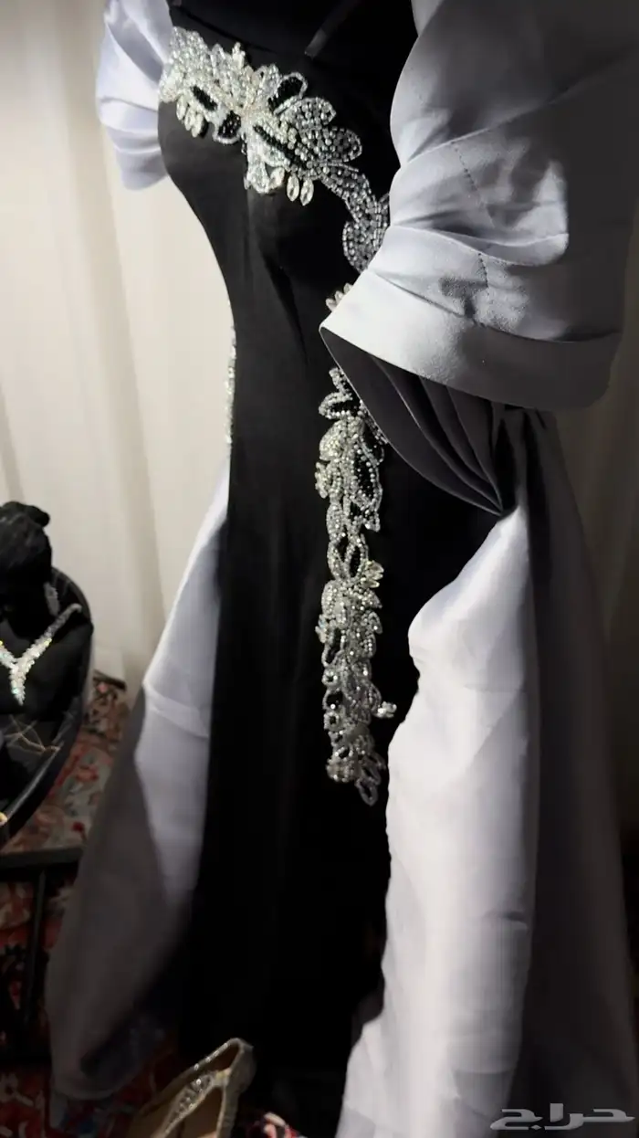 فساتين 0