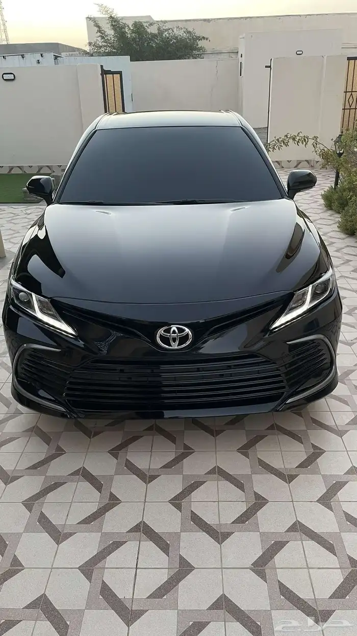 كامري 2023 ستاندر اسود مخزن 22
