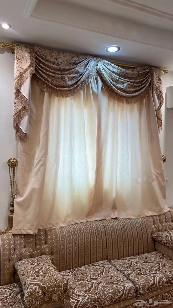 كنب جديد مع فرشته وطاولته 6