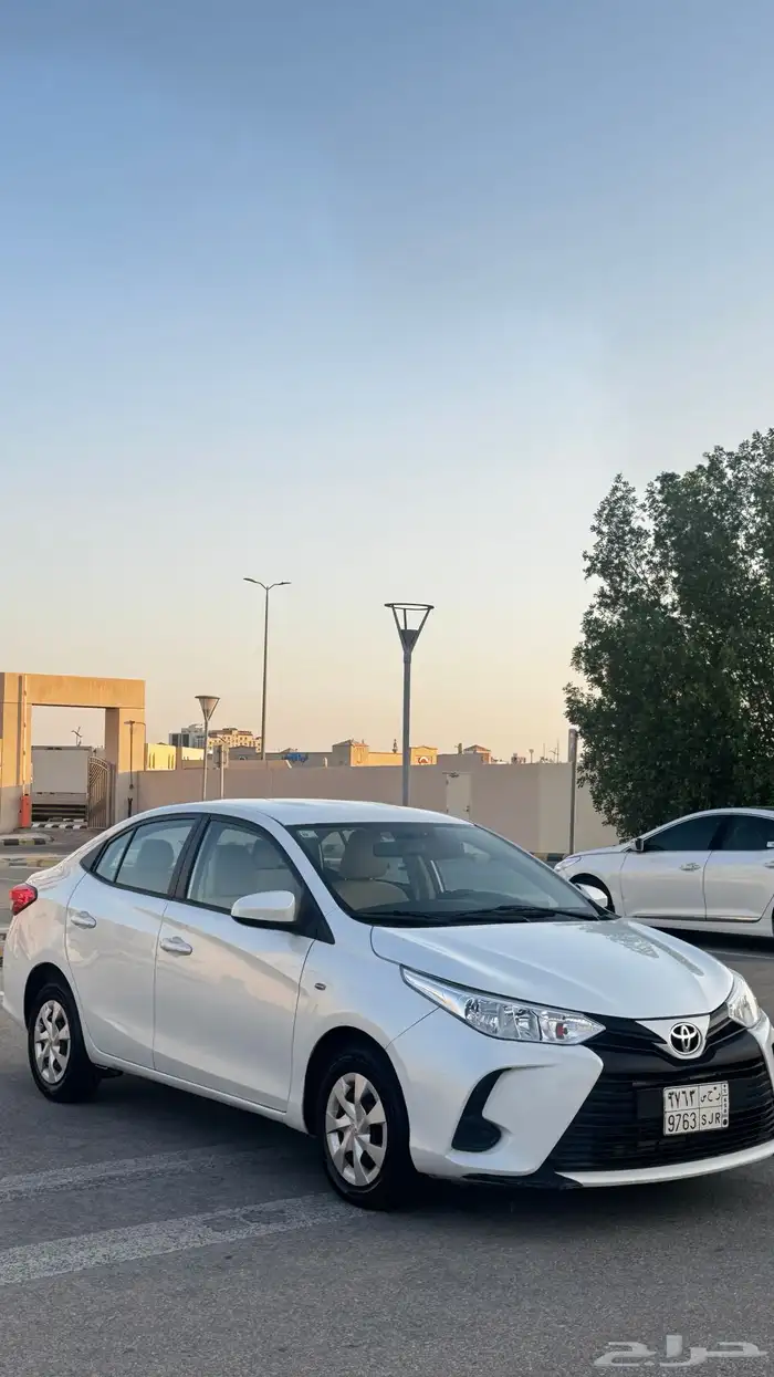تويوتا يارس 2022 0