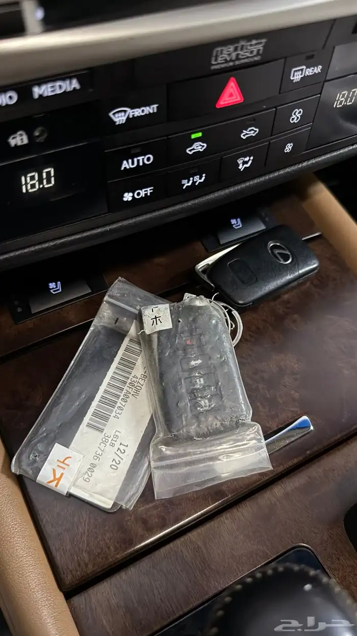 لكزس GS350 فل كامل شبه مخزن 64