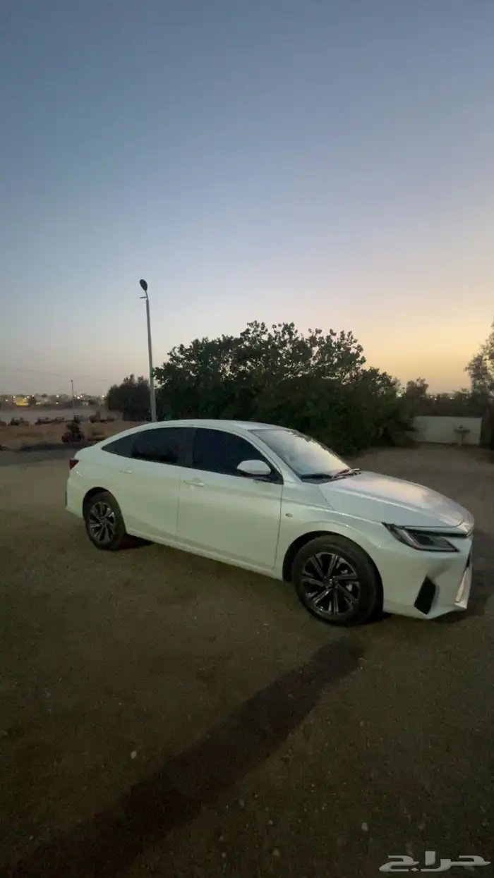 تويوتا يارس موديل 2024 للتنازل 2