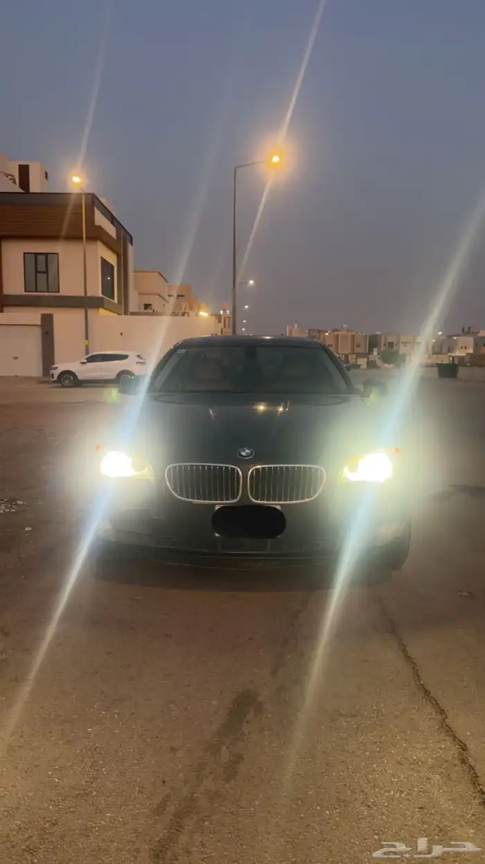 بي ام دبليو 2011 0