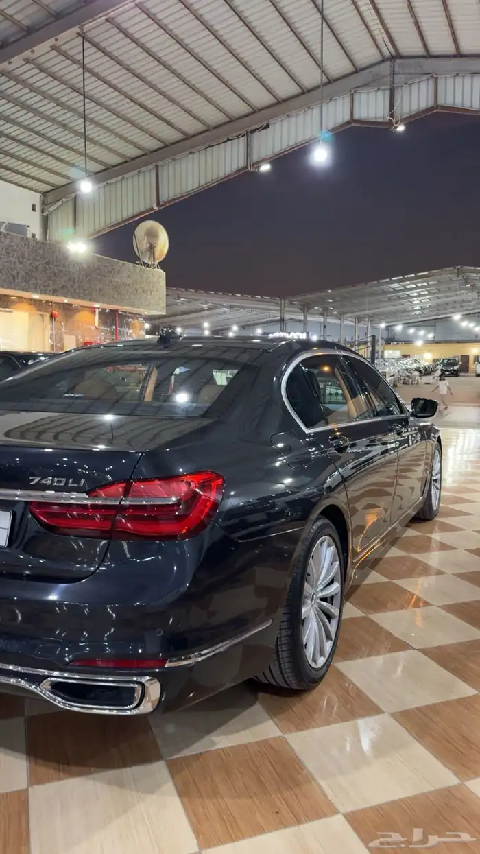 بي ام 740 2016 3