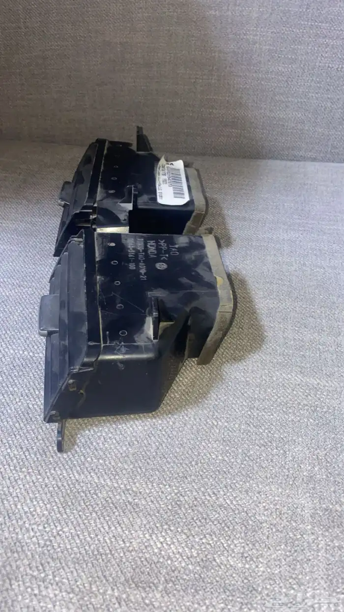 للبيع ريشة اكورد 2012 نظيفه وعاد استكراتها عليها ب250 2