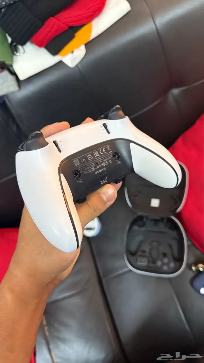 كنترول PS5 دوالسينس ايدج 2