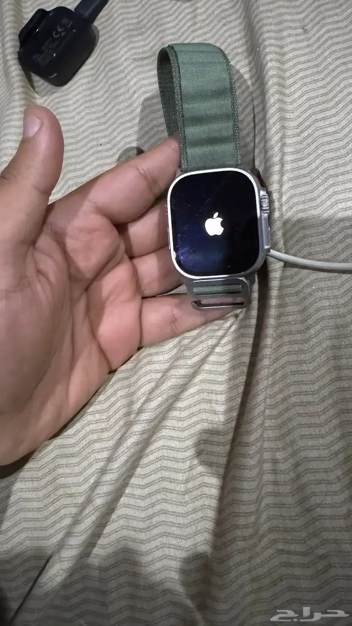 ساعة ابل 0