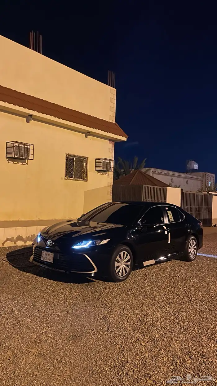 كامري 2023 ستاندر اسود مخزن 18