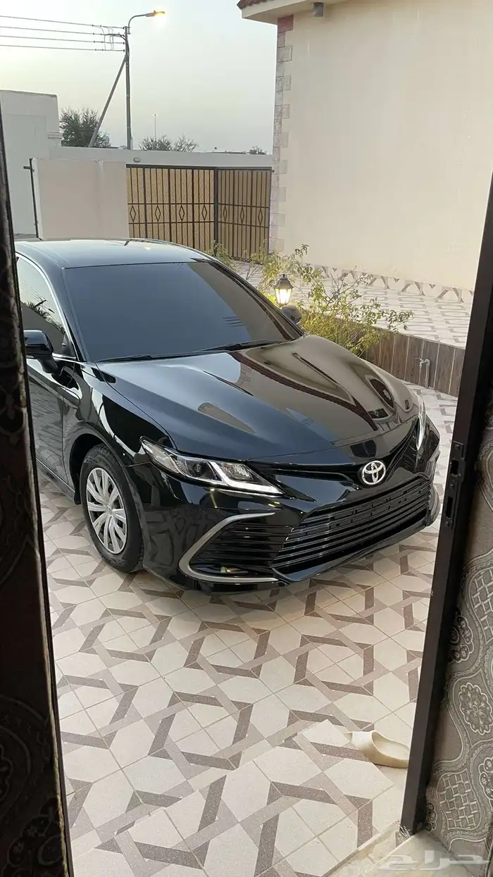 كامري 2023 ستاندر اسود مخزن 47
