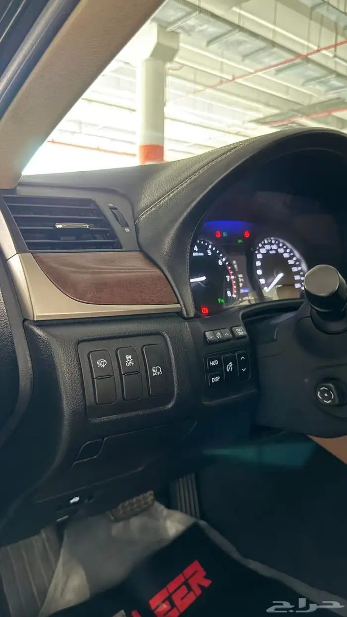 لكزس GS350 فل كامل شبه مخزن 46