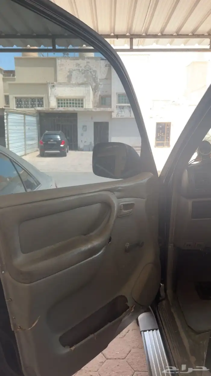 للبيع لاند كروزر 2003 GX 10